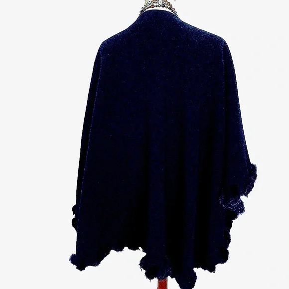 Cape with Faux Fur Trim Open Cardigan Soft Fabric O/S Black - Picture 2 of 4